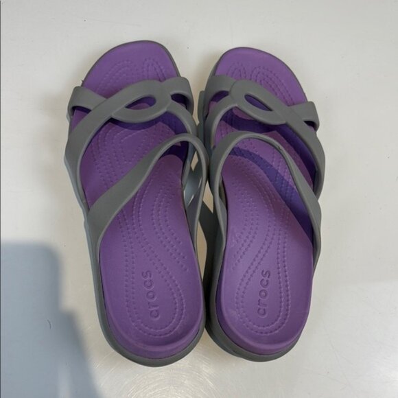 CROCS Purple and Gray Sandals with Figure-Eight Straps - Picture 3 of 4